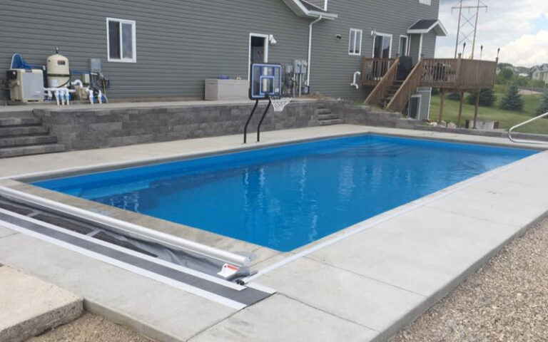 independent pool contractors